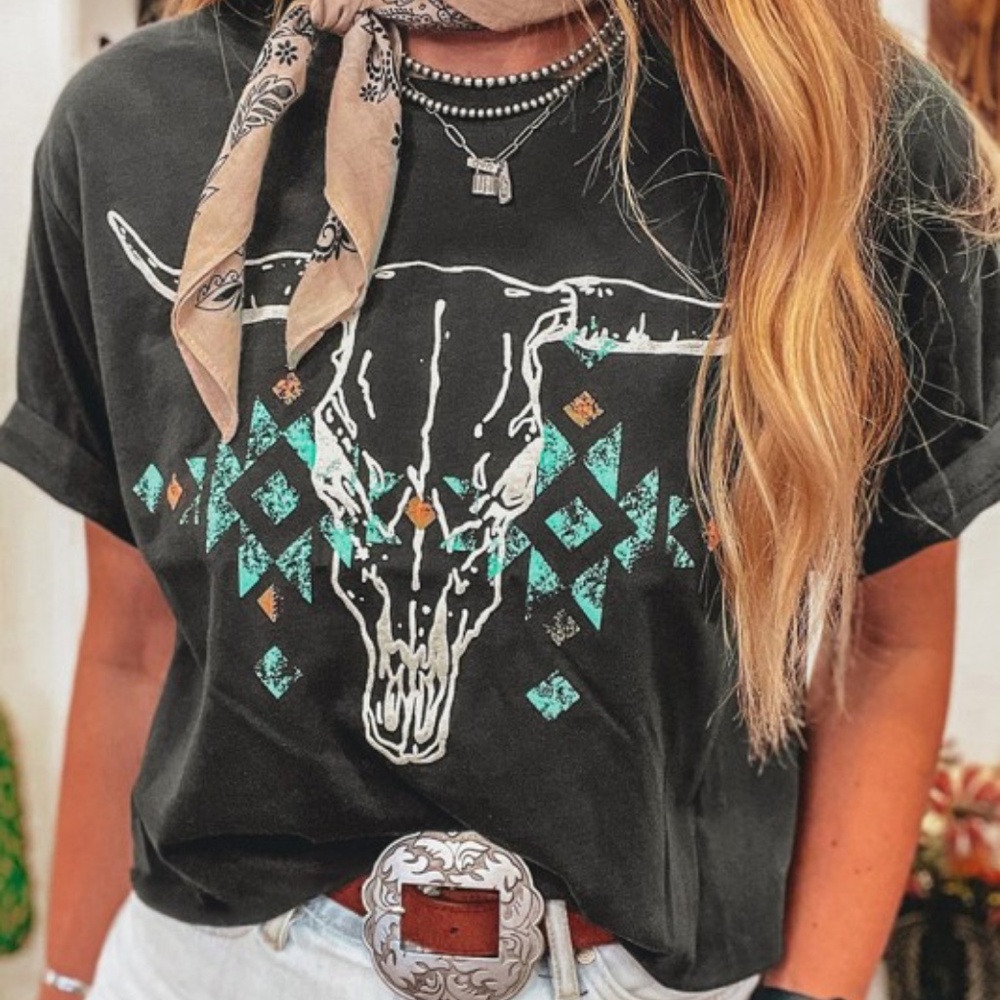 NWT Grey Aztec Print T-Shirt - Picture 3 of 5